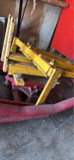 Heavy Duty Scissor Jack Yellow Steel