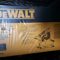 Dewalt 12" Compound miter saw

