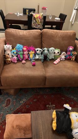 Various mythical animals, small