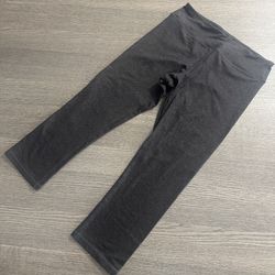 KYODAN Women’s Active Leggings Capri Pants Size L Gray Gym Yoga Running