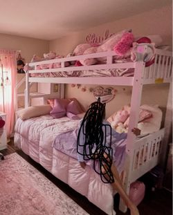 Bed for sale. Already disassembled