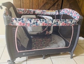 Baby Trend playpen
