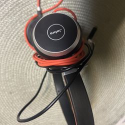 Jabra Evolve 40 Professional Wired Headset, Stereo, MS-Optimized – Telephone Headset for Greater Productivity, Superior Sound for Calls and Music, 3.5