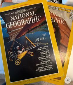Vintage National Geographic Magazine Collection with Original Binders(1(contact info removed))