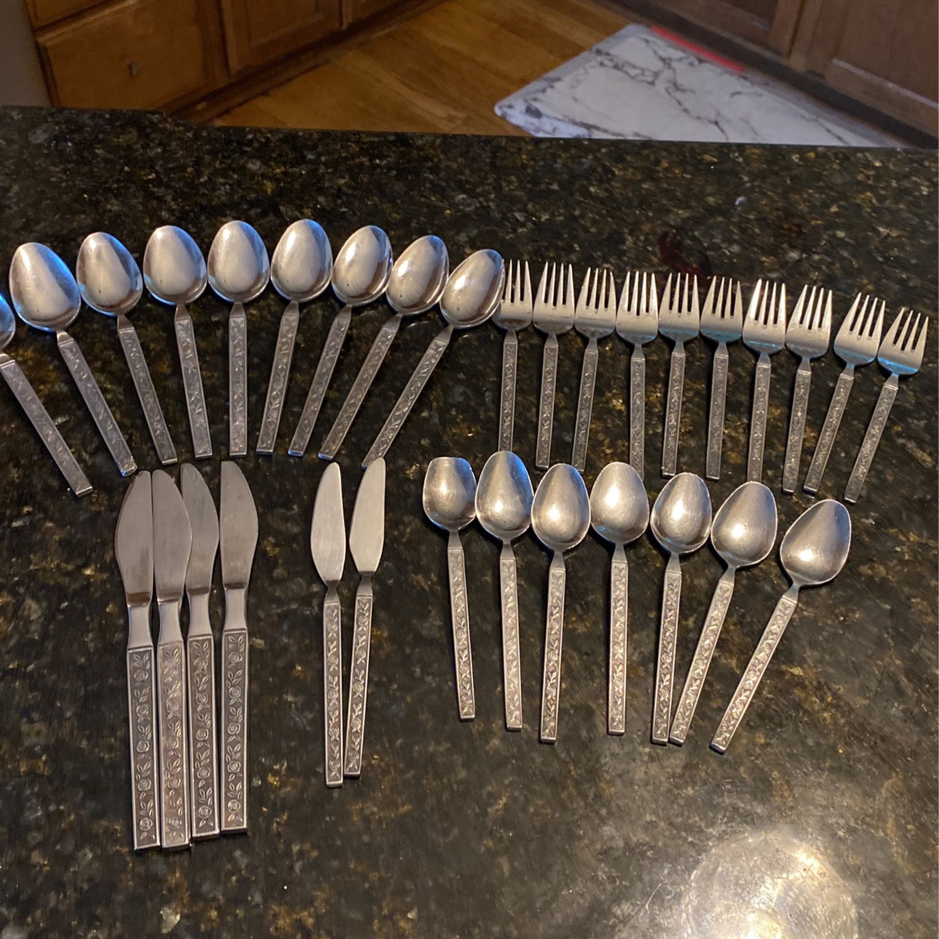 32 Pieces Of Vintage Silverware. Stainless