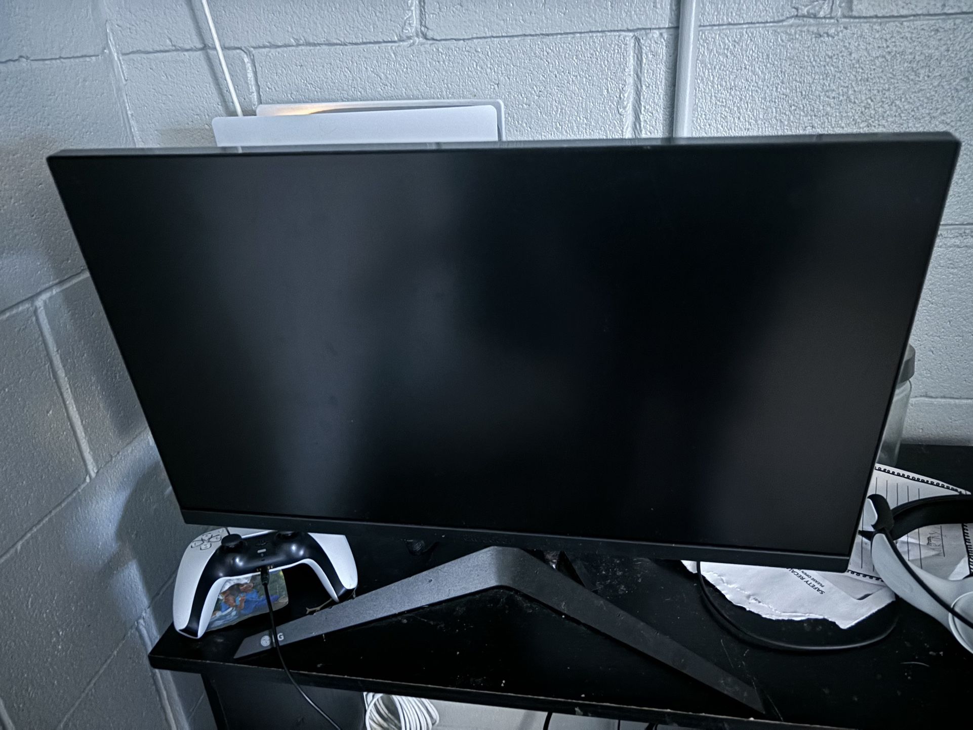 LG ultragear Monitor 144 hz 27”