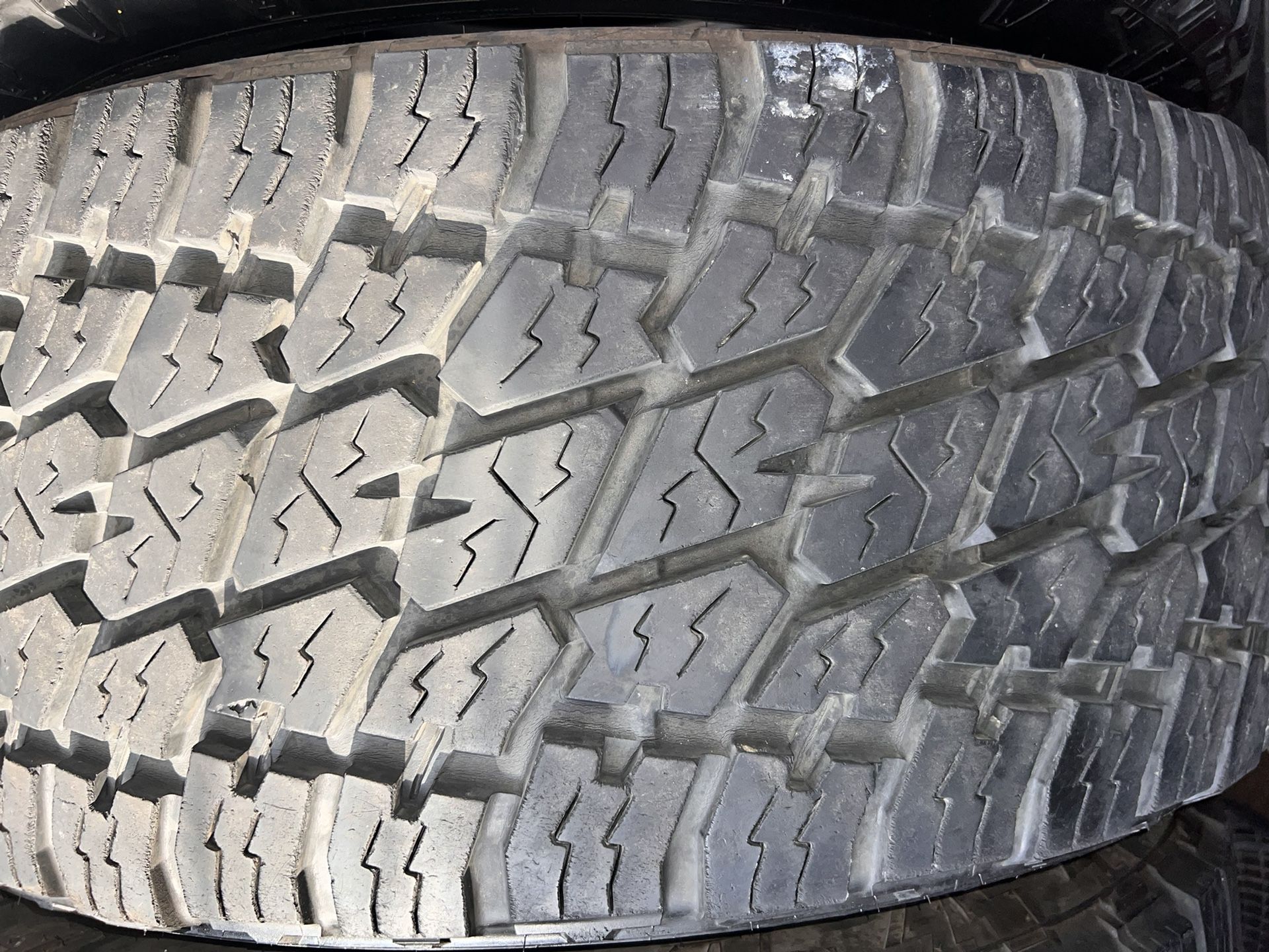 4 ea Nitro 35 X 12.5 X 22 Tires