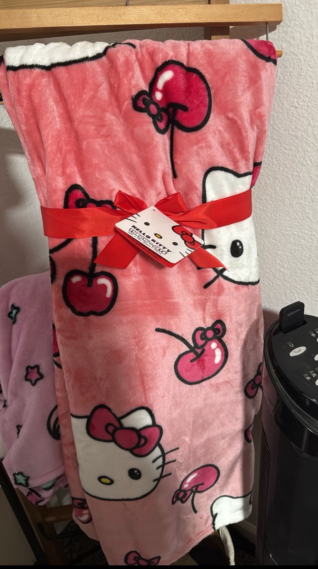 HELLO KITTY BLANKET 