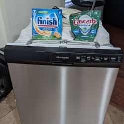 Frigidaire Dishwasher 