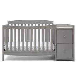  6 In 1 Convertible Crib And Changer