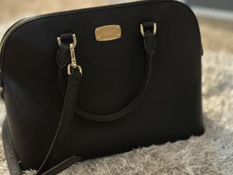 Michael Kors Large Black Leather Dome satchel And Crossbody
