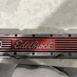 Edelbrock Tall Valve Covers SBC