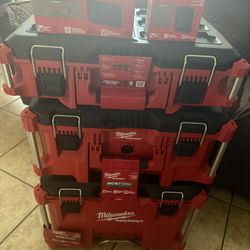Milwaukee Pack Out Set