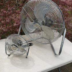 Lakewood 20 Floor Fan and Lakewood 10 Table Top Fan