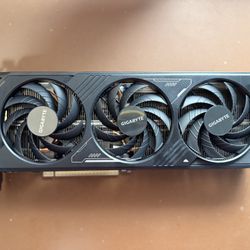 RTX 5070 Gigabyte windforce OC SFF