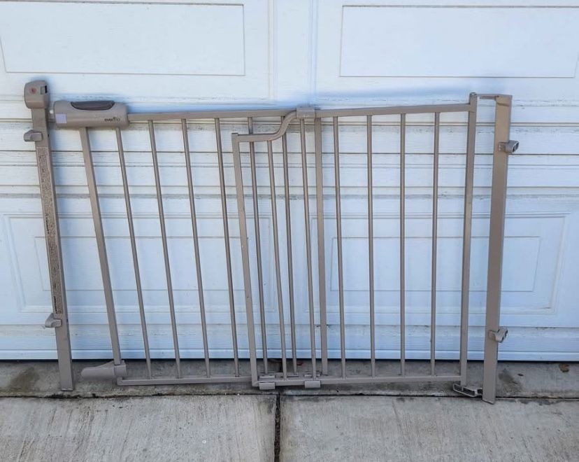 Sliding Baby Or Pet Gate