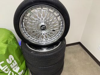 24ā Forgiato Wheels & Tires ā 6 Lug ā 305/35R24