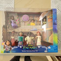 BRAND NEW DISNEY ENCANTO "WE DON'T TALK ABOUT BRUNO" SET OG CHARACTERS