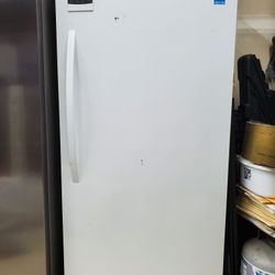 Kenmore Elite 16.7cu ft Stand Alone Freezer