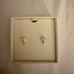 Matrix stud earrings