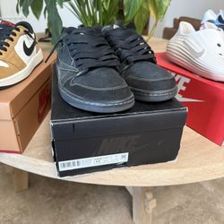 Travis Scott Jordan 1 Low “Phantom” 10M