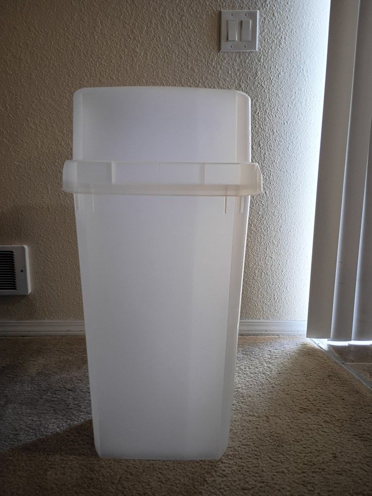 Sterilite Wrapping Paper Container