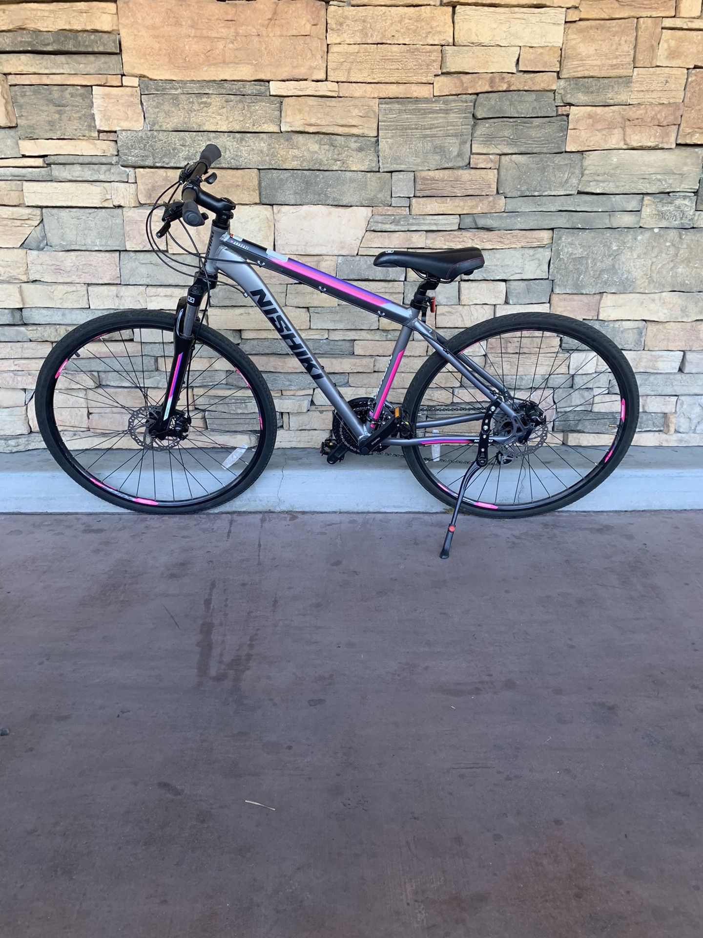 Nishiki Anasazi Women's Hybrid Bike