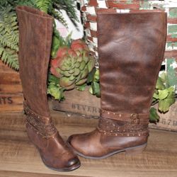 LIKE NEW Ladies NOT RATED Size 8 Rhinestone Stud Knee High Boots