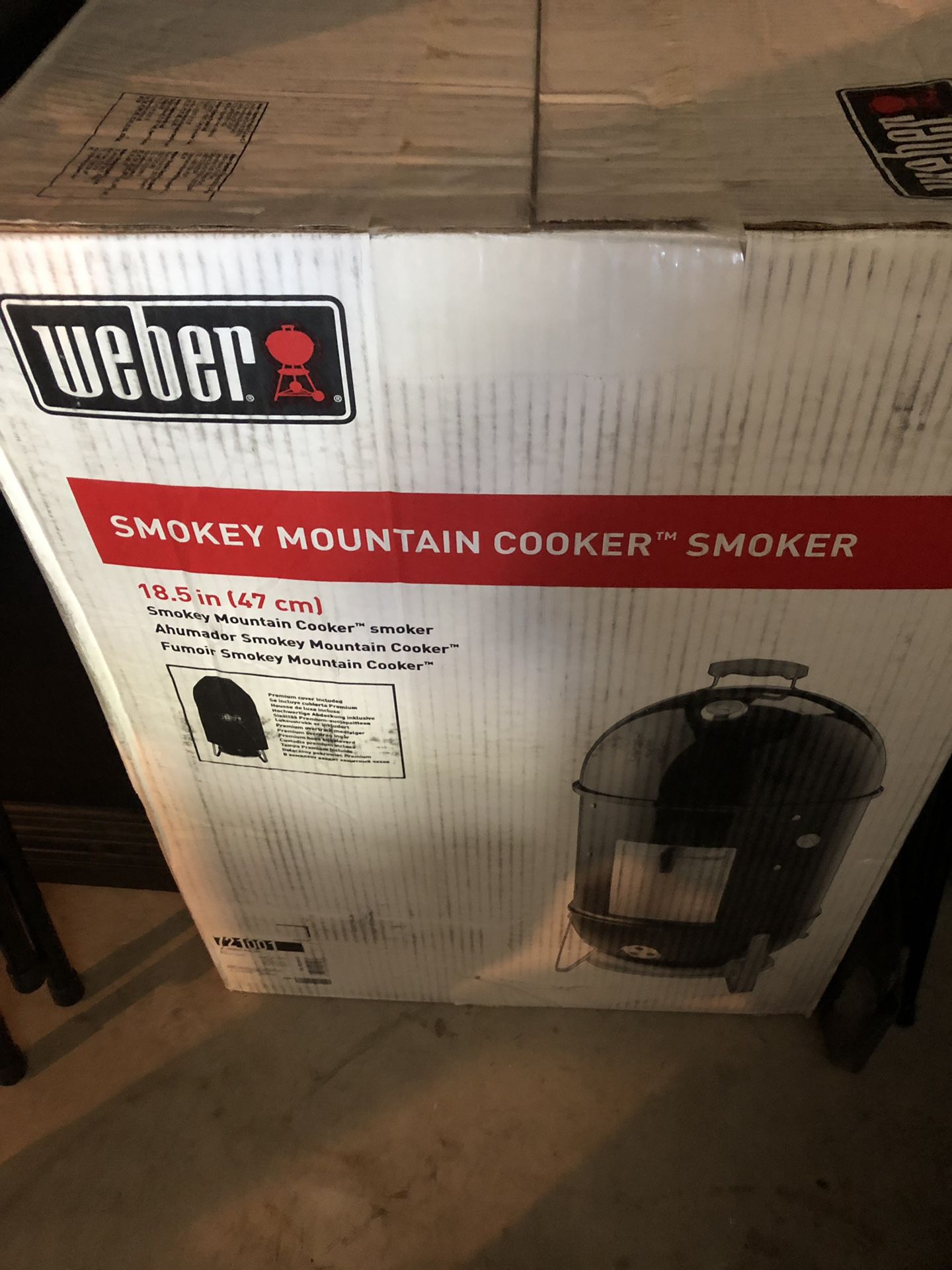 Bbq outdoor smoker ( never used)
