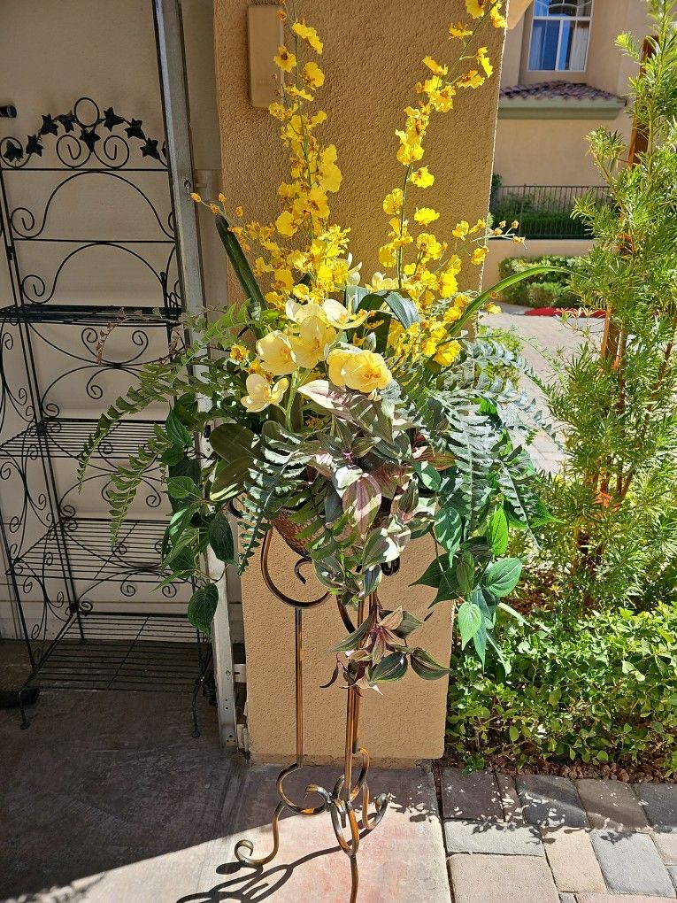Floor Plant Flower Arrangement Stand, Planter, and Silk Flowers