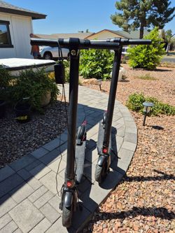 Set of 2 Gotrax scooters