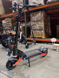 Long-range electric scooter