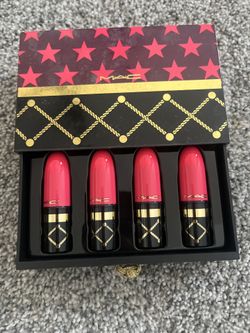 Brand New Mac Lipstick Set