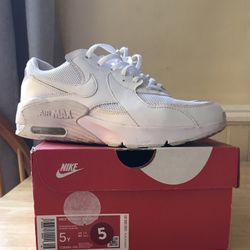 Nike Air Max Excee Gs, Kids Size 5, White