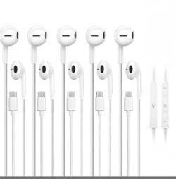 Apple earbud style like wired earphones.
