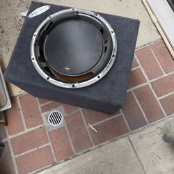 car audio subwoofer and boxes 12" inch 12 sealed and ported
