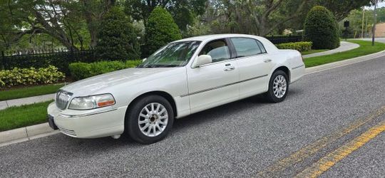 2006 Lincoln Town Car