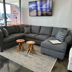 BRAND NEW 3pc Sectional (3 Colors!) 