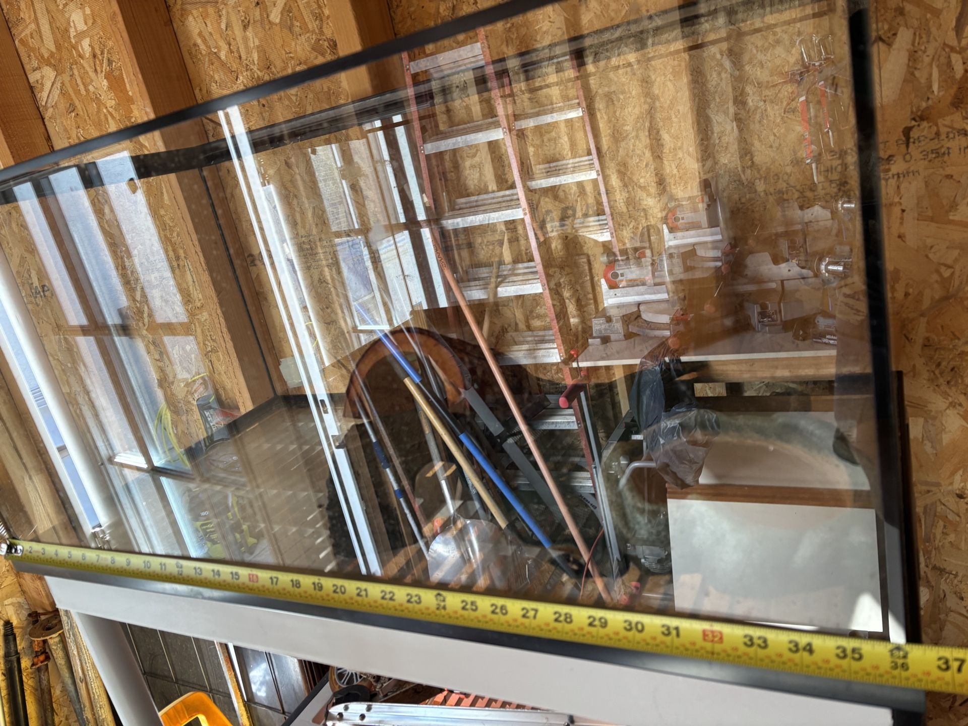 Reptile Tank With Accessories