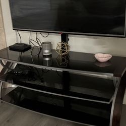 For Sale :Adjustable King Bedframe W/ Remote , Dresser With Mirror And Tv Stand