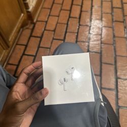 Apple airpods pro 2nd generation 