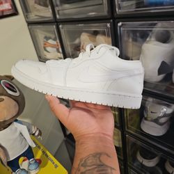 Slightly Used Women's Size 12/Men Size 10.5 AJ1 Low Triple White 