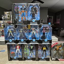 Action figures Dc