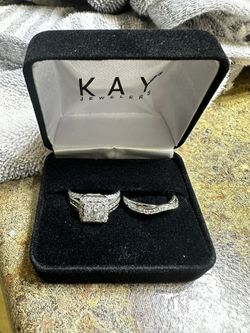 Engagment Ring & Band