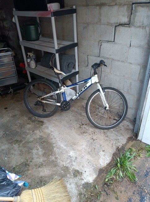 mountain bike