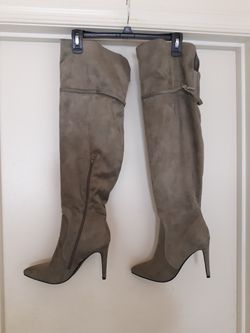 NWOT Chinese Laundry boots