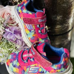 Skechers (size 7) 