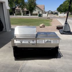 Stainless BBQ, Solaire With Built In Ice Chest 