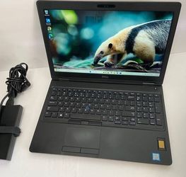 Dell Latitude 5590 Touchscreen - Core i5 - 15.6" Windows 11