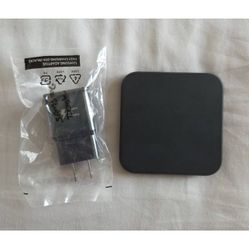 Samsung 9W Fast Charge Wireless Charging Pad & Power Adapter